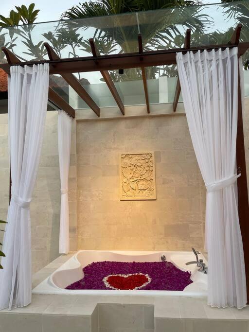 Villa Akmali Umalas 2Br With Private Pool & Jacuzzi Canggu Kültér fotó